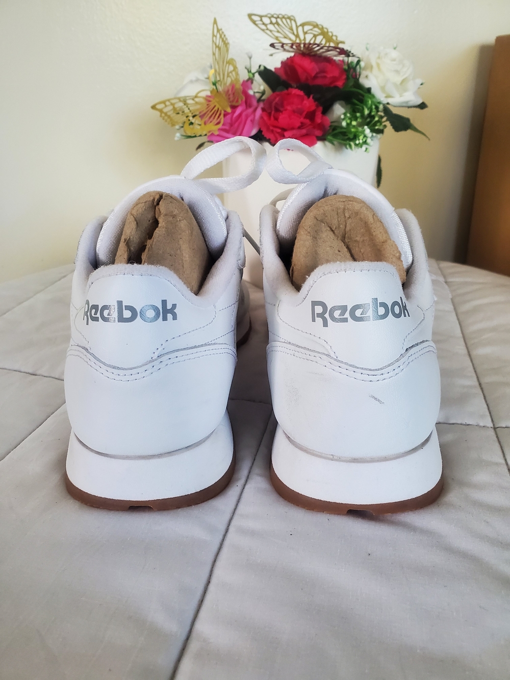 Reebok Classic Leather Women's Sneakers in White Size 8 - Picture 4 of 8
